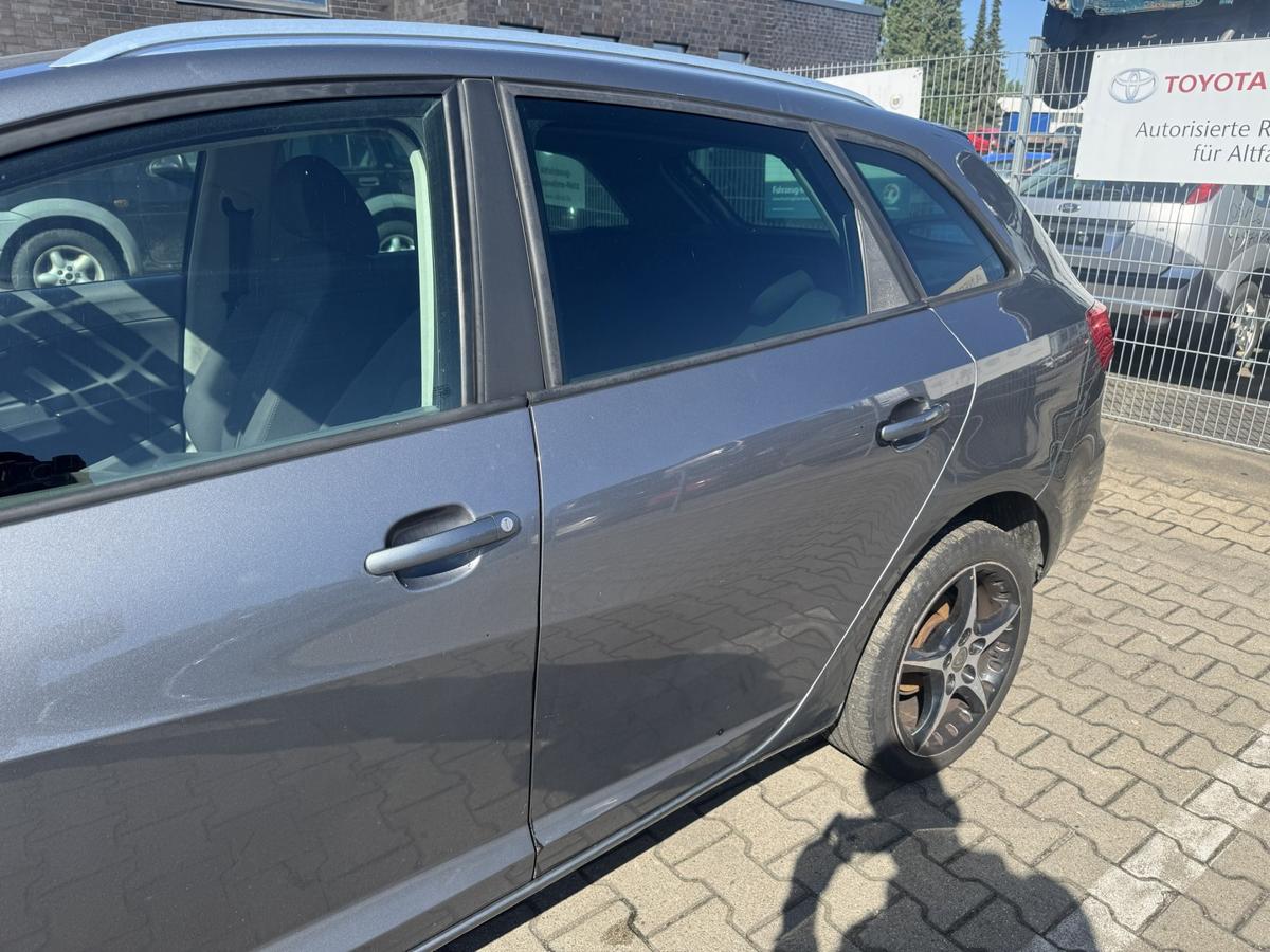 Seat Ibiza ST 6J original T&uuml;r hinten links Kombi LX7R Monsungraumetallic Rohbau Bj.2012